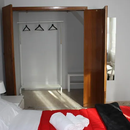 Bed & Breakfast Tra L'etna E Il Mare Via Oberdan Catánia