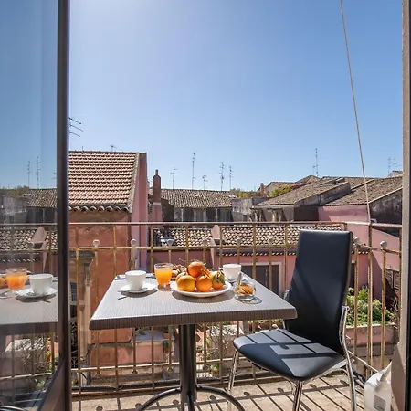 לינה וארוחת בוקר Tra L'etna E Il Mare Via Oberdan 5*