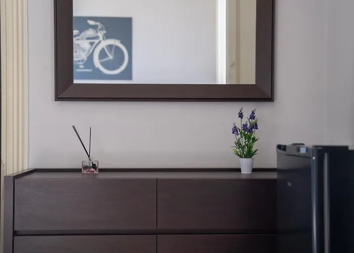 Tra L'etna E Il Mare Via Oberdan