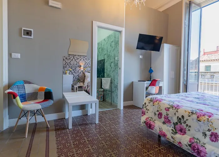 Bed & Breakfast Tra L'etna E Il Mare Via Oberdan 5*