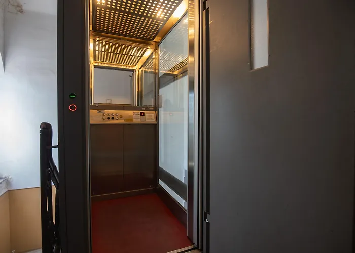 Bed & Breakfast Tra L'etna E Il Mare Via Oberdan 5*