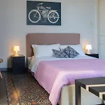 Bed and Breakfast Tra L'etna E Il Mare Via Oberdan