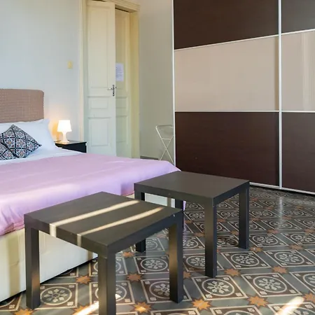 Tra L'etna E Il Mare Via Oberdan Bed and Breakfast