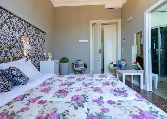 Tra L'etna E Il Mare Via Oberdan